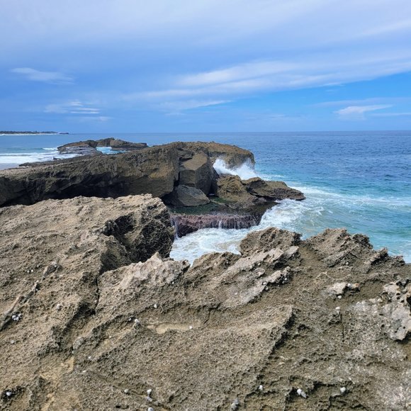 Meet your Posher - Picture 5 of 6